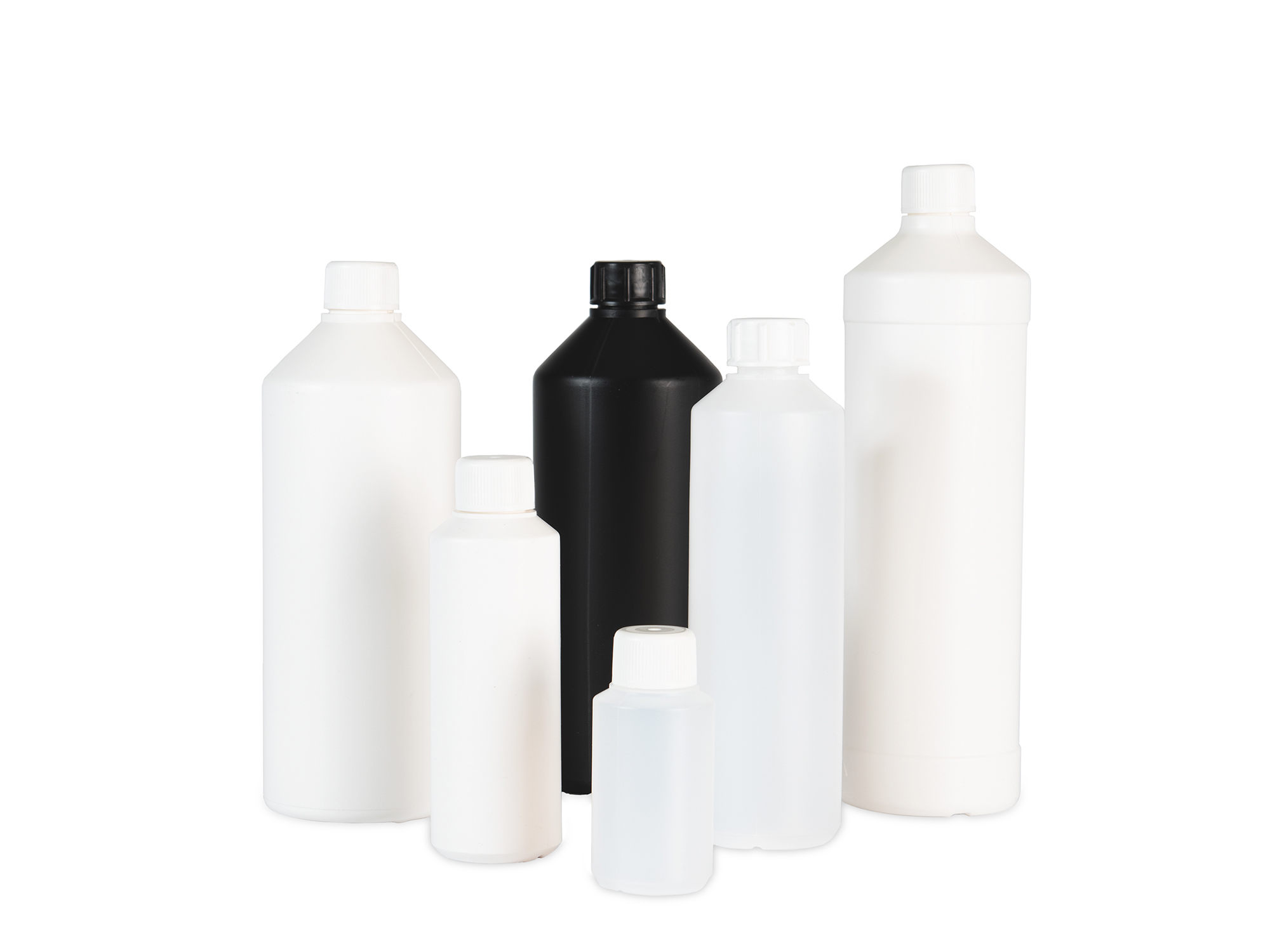 witte, zwarte en naturelle plastic flessen