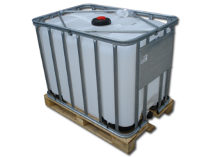 IBC 600L on wooden pallet